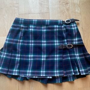 Brandy Melville Sof Buckle SkirtGreen Navy Blue White and Red